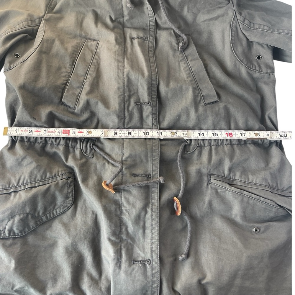 GAP Green Utility Jacket with Durable Cotton and Semi-Fitted Design - Picture 10 of 12